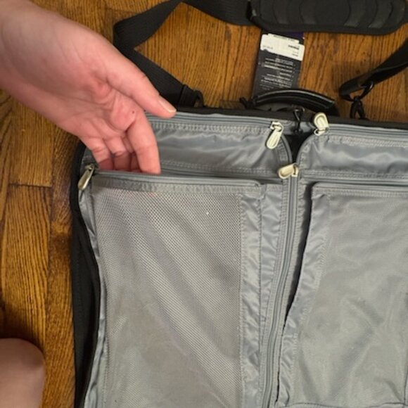 Briggs-Riley Baseline Classic Garment Bag for travel, hanging, NWT, vintage - Picture 2 of 16